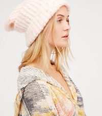 Bobbi_Chunky_Pom_Beanie3